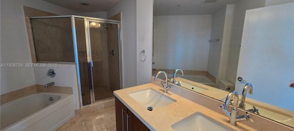 2 dormitorios propiedad comercial en venta en Miami, Miami-Dade, Florida, USA № 614568 9