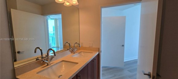 2 dormitorios propiedad comercial en venta en Miami, Miami-Dade, Florida, USA № 614568 11