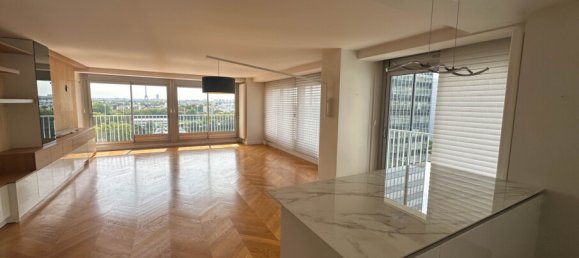 Apartamento de 2 dormitorios en Puteaux, France No. 317923 2