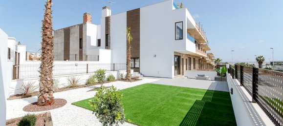 3 bedrooms Townhouse in Los Balcones, Spain No. 8634 7