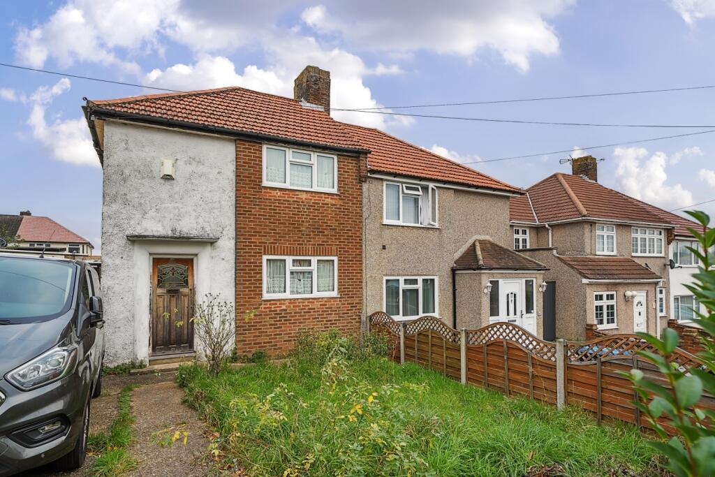 2 bedrooms House in Croydon, United Kingdom No. 13499