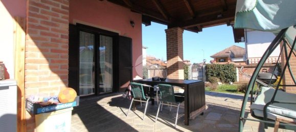 3 غرف نوم فيلا في Brandizzo, Italy رقم 209214 2