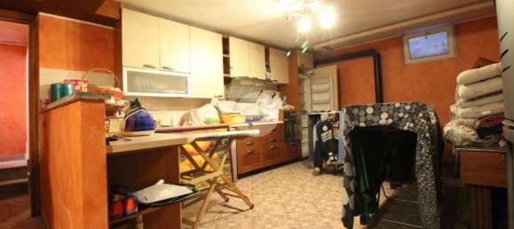 3 غرف نوم فيلا في Brandizzo, Italy رقم 209214 34