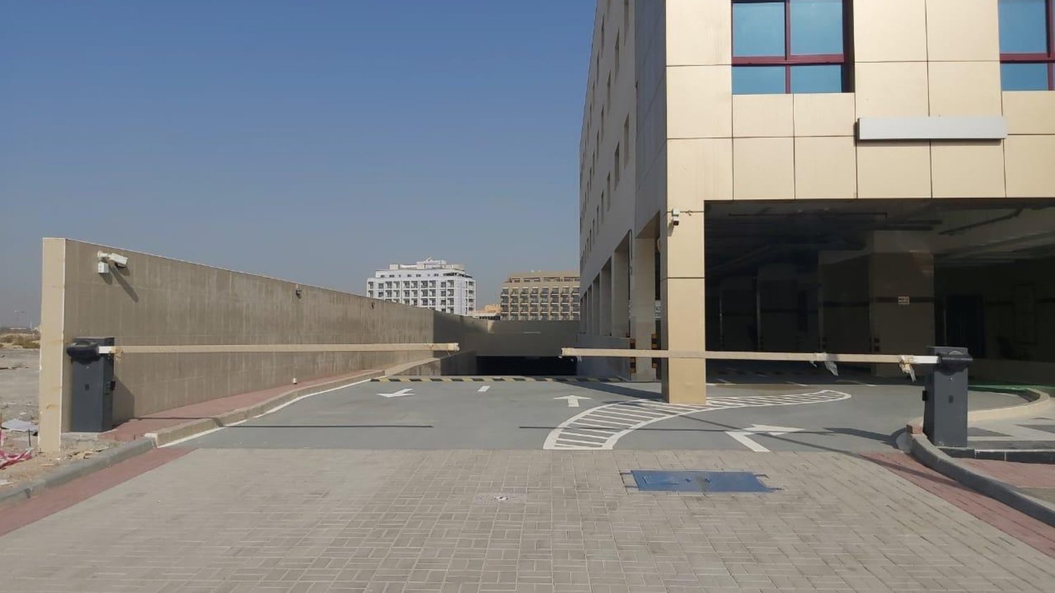 Квартира с 2 спальнями в Dugasta Warsan, International City, ОАЭ № 63809