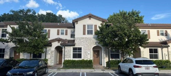 3 dormitorios dúplex en venta en Miami, Miami-Dade, Florida, USA № 615918 22