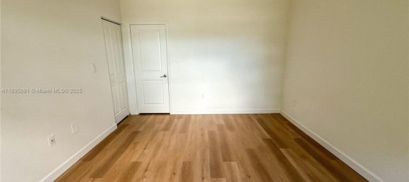 3 dormitorios dúplex en venta en Miami, Miami-Dade, Florida, USA № 615918 17