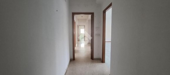 5 rooms Apartment in Catania, Italy No. 49912 22