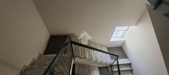 5 rooms Apartment in Catania, Italy No. 49912 11