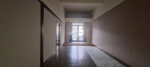 5 rooms Apartment in Catania, Italy No. 49912 10