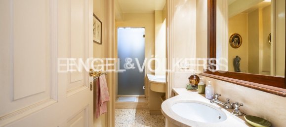 4 غرف نوم فيلا في Florence, Italy رقم 127294 22