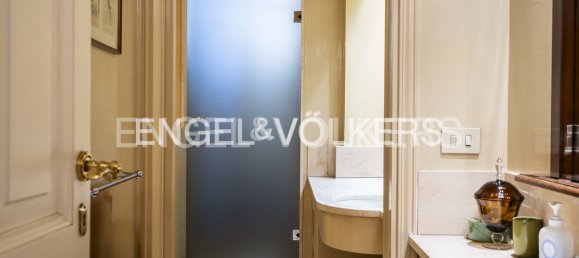 4 غرف نوم فيلا في Florence, Italy رقم 127294 23