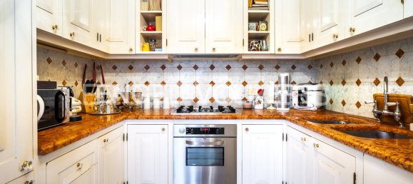 4 غرف نوم فيلا في Florence, Italy رقم 127294 2