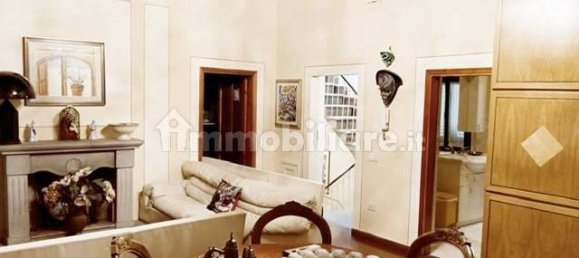 Villa de 7 dormitorios en Pistoia, Italy No. 217009 17