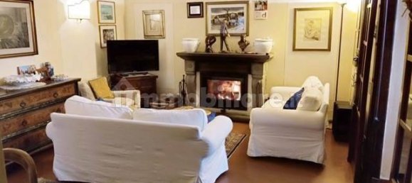 Villa de 7 dormitorios en Pistoia, Italy No. 217009 8