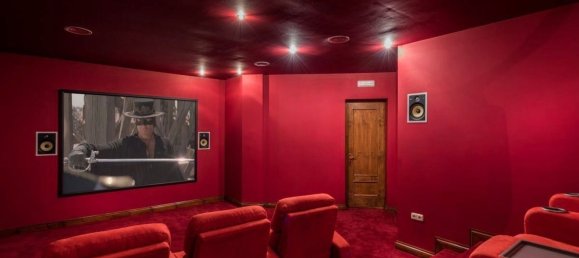 5 غرف نوم منزل في Malaga, Spain رقم 102600 9