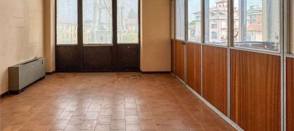 418m² Building in Galliate, Italy No. 319741 12