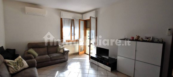 Квартира с 3 спальнями в Пистоя, Италия № 348987 4