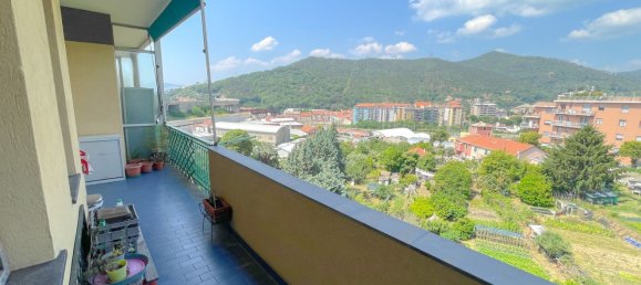 4 rooms Apartment in Savona, Italy No. 74344 3