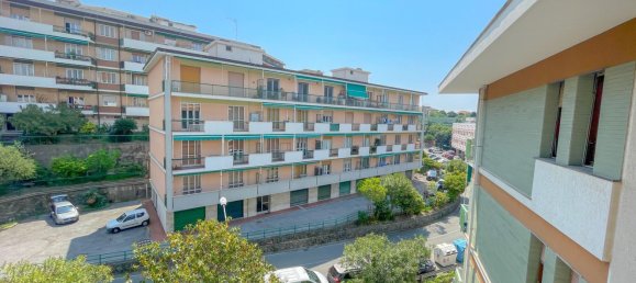 4 rooms Apartment in Savona, Italy No. 74344 4