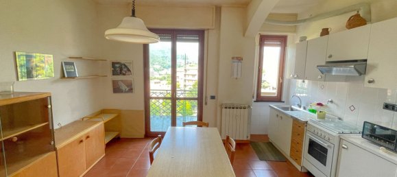 4 rooms Apartment in Savona, Italy No. 74344 8