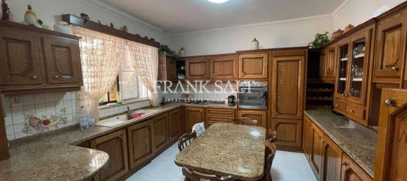 3 bedrooms House in Manikata, Malta No. 7885 7