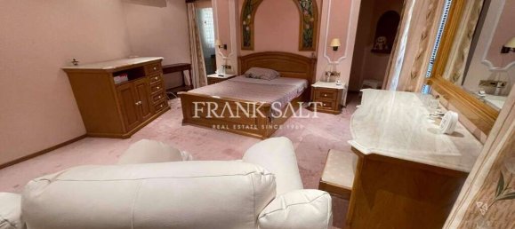 3 bedrooms House in Manikata, Malta No. 7885 16