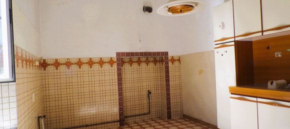 10 bedrooms House in Gualdo Tadino, Italy No. 380410 7