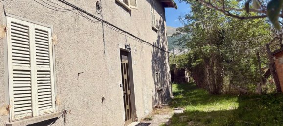 10 bedrooms House in Gualdo Tadino, Italy No. 380410 2