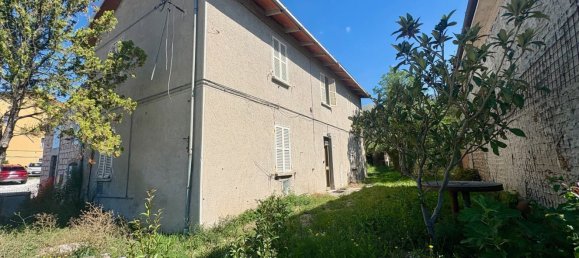 10 bedrooms House in Gualdo Tadino, Italy No. 380410 3