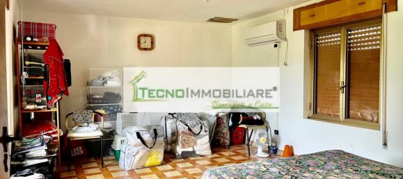 2 غرف نوم فيلا في Pico, Italy رقم 155075 13