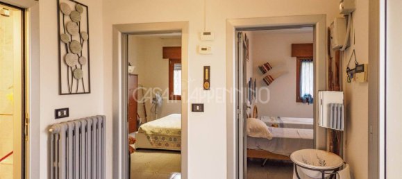 6 bedrooms Villa in Toano, Italy No. 171921 20