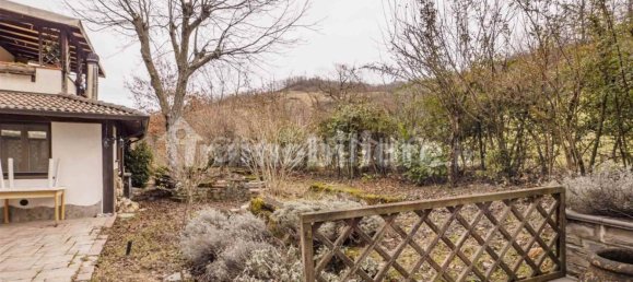 6 bedrooms Villa in Toano, Italy No. 171921 18