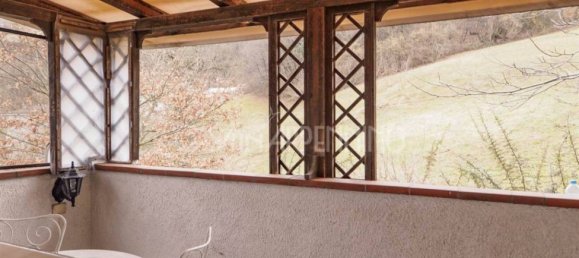 6 bedrooms Villa in Toano, Italy No. 171921 31