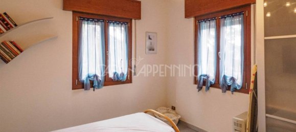 6 bedrooms Villa in Toano, Italy No. 171921 21