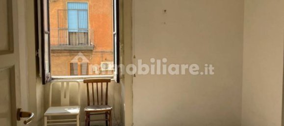2 bedrooms Apartment in Catania, Italy No. 374037 4