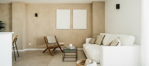 2 bedrooms Penthouse in Marbella, Spain No. 75091 10