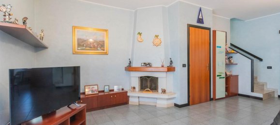 Вилла с 4 комнатами в Сесто Сан Джованни, Италия № 30258 18