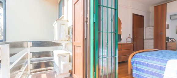 Вилла с 4 комнатами в Сесто Сан Джованни, Италия № 30258 7