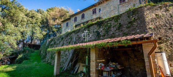 4 chambres Châteaux à Volterra, Italy No. 52747 6