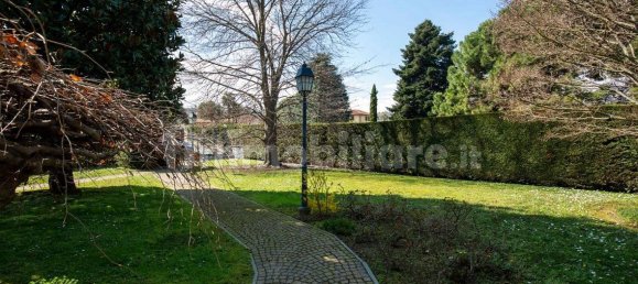 5 غرف نوم فيلا في Rivoli, Italy رقم 324060 15