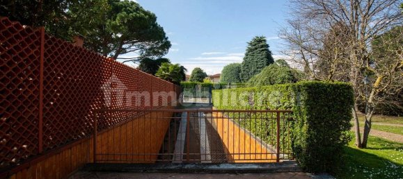 5 غرف نوم فيلا في Rivoli, Italy رقم 324060 18