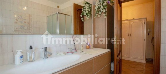 5 غرف نوم فيلا في Rivoli, Italy رقم 324060 32