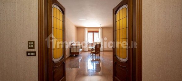 5 غرف نوم فيلا في Rivoli, Italy رقم 324060 20