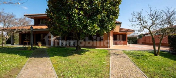 5 غرف نوم فيلا في Rivoli, Italy رقم 324060 4