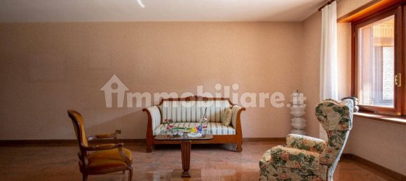 5 غرف نوم فيلا في Rivoli, Italy رقم 324060 23