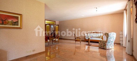 5 غرف نوم فيلا في Rivoli, Italy رقم 324060 22