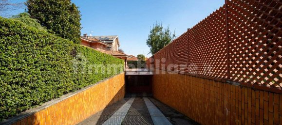 5 غرف نوم فيلا في Rivoli, Italy رقم 324060 17