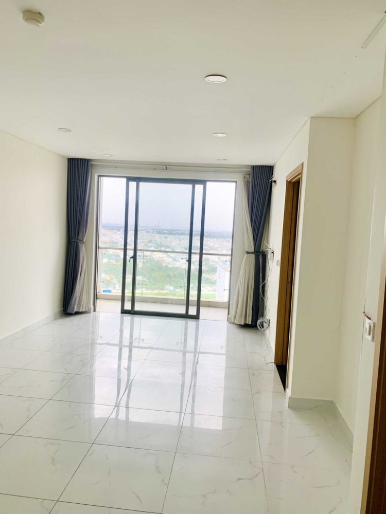 68m² Townhouse in District 7, Vietnam No. 19695