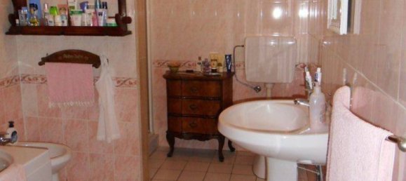 3 bedrooms Apartment in Loro Ciuffenna, Italy No. 146501 12