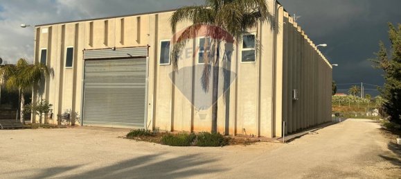 480m² Commercial property in Niscemi, Italy No. 156819 4